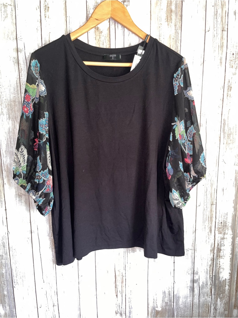 NWT Tahari 2X Black Floral Sheer Balloon Sleeve Knit Blouse Plus Size - Picture 2 of 5
